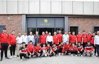 Körfezli pehlivanlar Kırkpınar’a uğurlandı