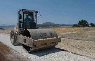 Korkuteli Akyar grup yolu asfaltlanıyor