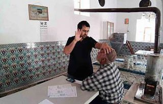 Köy camisi hastane oldu, bahçesi acil servis