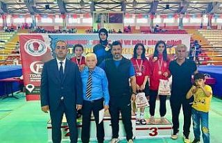 Kozan Belediye sporcusu Azra Nur Çetin Şampiyon...