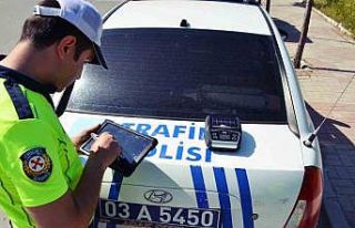 Kurallara uymayan 166 sürücüye 150 bin 930 TL para...