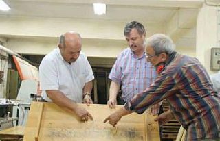 Kütahya’da okulların eski sıraları yeniden hayat...