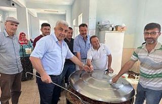 Kutluhallar köyünde geleneksel aşure etkinliği