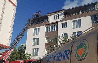 Malatya’da korkutan çatı yangını