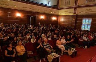 Mamak’ta “Geçmiş Zaman Olur Ki” tiyatro oyunu...