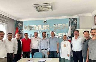 Memur Sen Uşak İl Temsilciliğinde bayrak değişimi