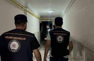 Mersin merkezli 5 ilde göçmen kaçakçılığı...