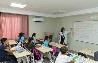 Mersin’de kurs merkezi öğrencilerine danışmanlık...