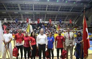 Mersin’de spor okulları ve engelsiz spor okullarının...