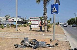 Mersin’de tır ile hafif ticari araç çarpıştı:...