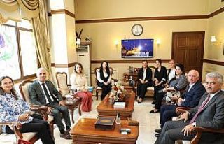 Milletvekili Pashayeva ve DATÜB heyeti Vali Makas...