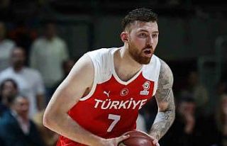 Milli basketbolcu Onuralp Bitim, Chicago Bulls’a...