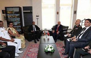 Milli Savunma Bakanı Güler, ikili görüşmelerini...