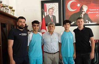 Milli takım kampına davet edilen sporculardan Başkan...