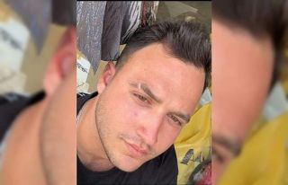 Minibüse çarpıp 30 metre sürüklenen motosikletin...