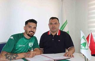 Muğlaspor’a şampiyon sağ kanat oyuncusu