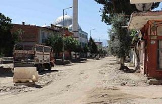 Nazilli Belediyesi Yeşil Mahalle’de çalışmalarını...