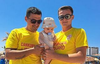 Nefes borusuna yemek kaçan bebeği cankurtaranlar...