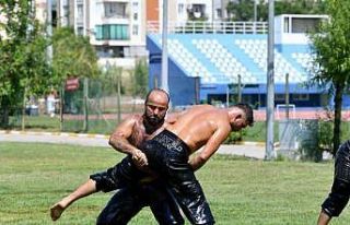 Okulu, altın kemeri gözüne kesti