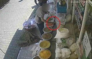 Önce alışveriş yaptı, sonra kaşla göz arasında...