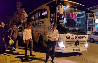 Otobüs şoförü kazada yaralanan yalnız hostesi...