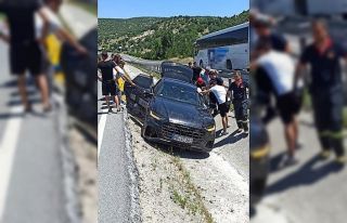 Otomobil boş su kanalına devrildi: 1 yaralı