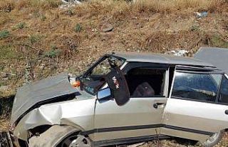 Otomobil şarampole yuvarlandı: 4 yaralı