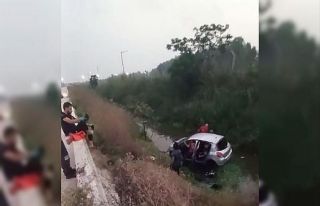 Otomobil sulama kanalına düştü: 1 ölü, 2 yaralı