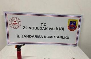 Otomobilde uyuşturucu madde bulundu