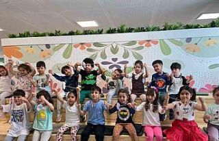 Oyuncak Kütüphanesi miniklerin eğlence ve eğitim...
