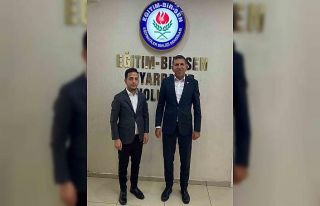 Öz Sağlık İş Sendikası Diyarbakır Şube Başkanı...