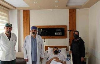(ÖZEL) Diyaliz hastası oğluna böbreğini bağışladı