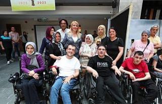 Özel öğrenciler el emeği ürünlerini sergiledi