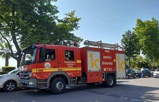 Panodan çıkan dumanlar ekipleri harekete geçirdi