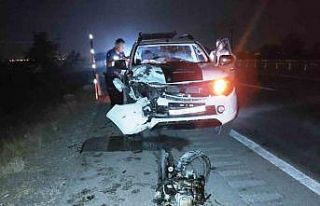 Pikabın çarptığı motosikletin sürücüsü hayatını...