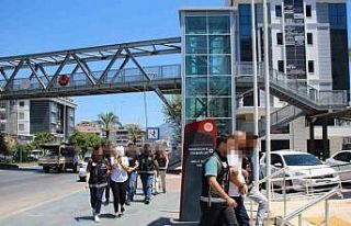 Piramit satış sistemiyle para toplayıp vatandaşı...