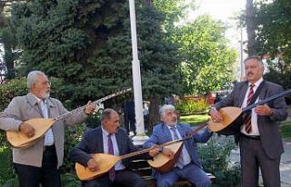 Popüler sanatçılara inat 5 bin yıllık âşıklık...