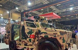 Pusat, IDEF’te sergileniyor