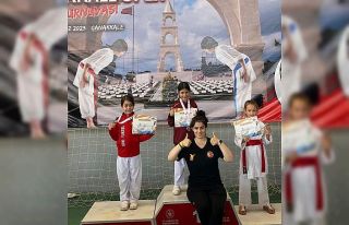 Rakiplerine tatamiyi dar ettiler