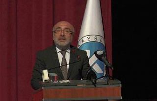 Rektör Karamustafa: "Kahraman milletimiz, demokrasiye...