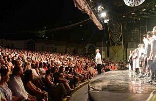 ’Richard’ tiyatro severlerle buluştu