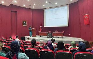 Sağlık çalışanlarına farkındalık eğitimi...