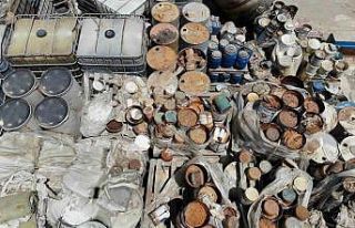 Sahipsiz kalan atık tesisi Manisa’yı korkutuyor