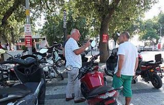 Şaka gibi yönlendirme tabelaları