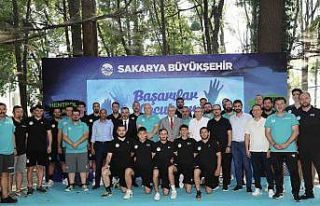 Sakarya Büyükşehir, hentbol takımını tanıttı