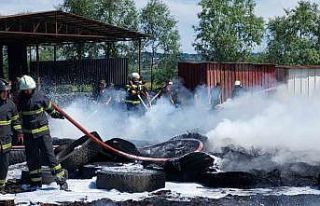 Samsun’da geri dönüşüm fabrikasında yangın
