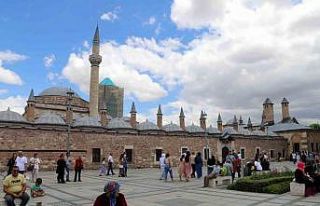 Şehit aileleri ve gaziler, gönüller şehri Konya’yı...