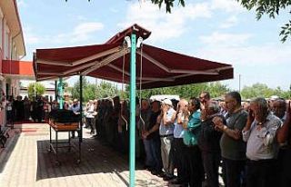 Şehit annesi son yolculuğuna uğurlandı