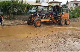 Sel sularında böyle yıkandı