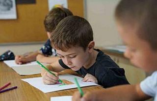 Seramik ve resimle hayallerini yansıtıyorlar